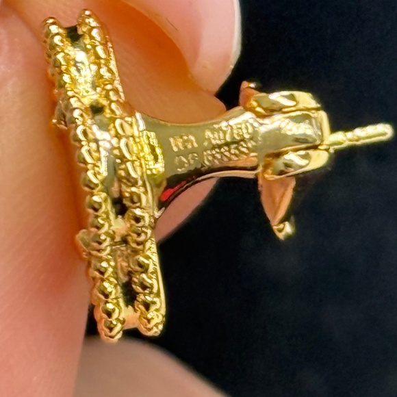 Vintage Alhambra earrings 18K yellow gold Mother-of-pearl Pair of Van Cleef - Picture 5 of 5